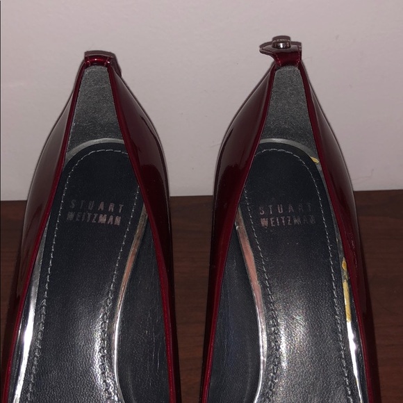 Stunning Wine Stuart Weitzman Heels - 2 inch - 9M - Picture 4 of 8